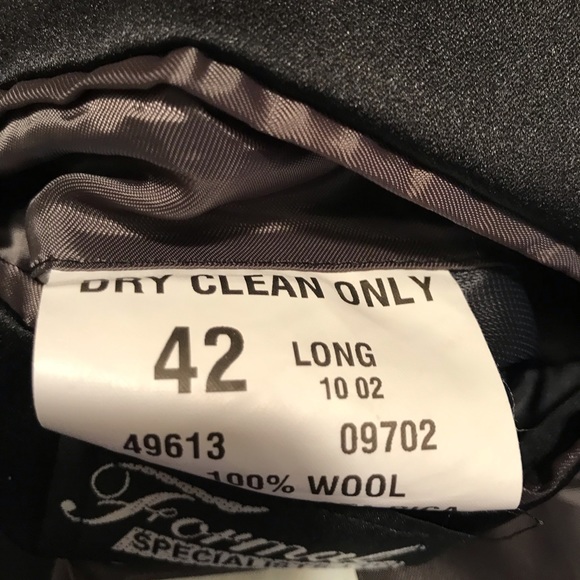 Perry Ellis Tuxedo Coat - Picture 13 of 17